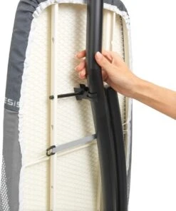 Brabantia Strijkplank D Met Hittebestendige Parkeerplaats - 135 X 45 Cm - Botanical 13 Brabantia Strijkplank D Met Hittebestendige Parkeerplaats - 135 X 45 Cm - Botanical -Brabantia 1002x1200