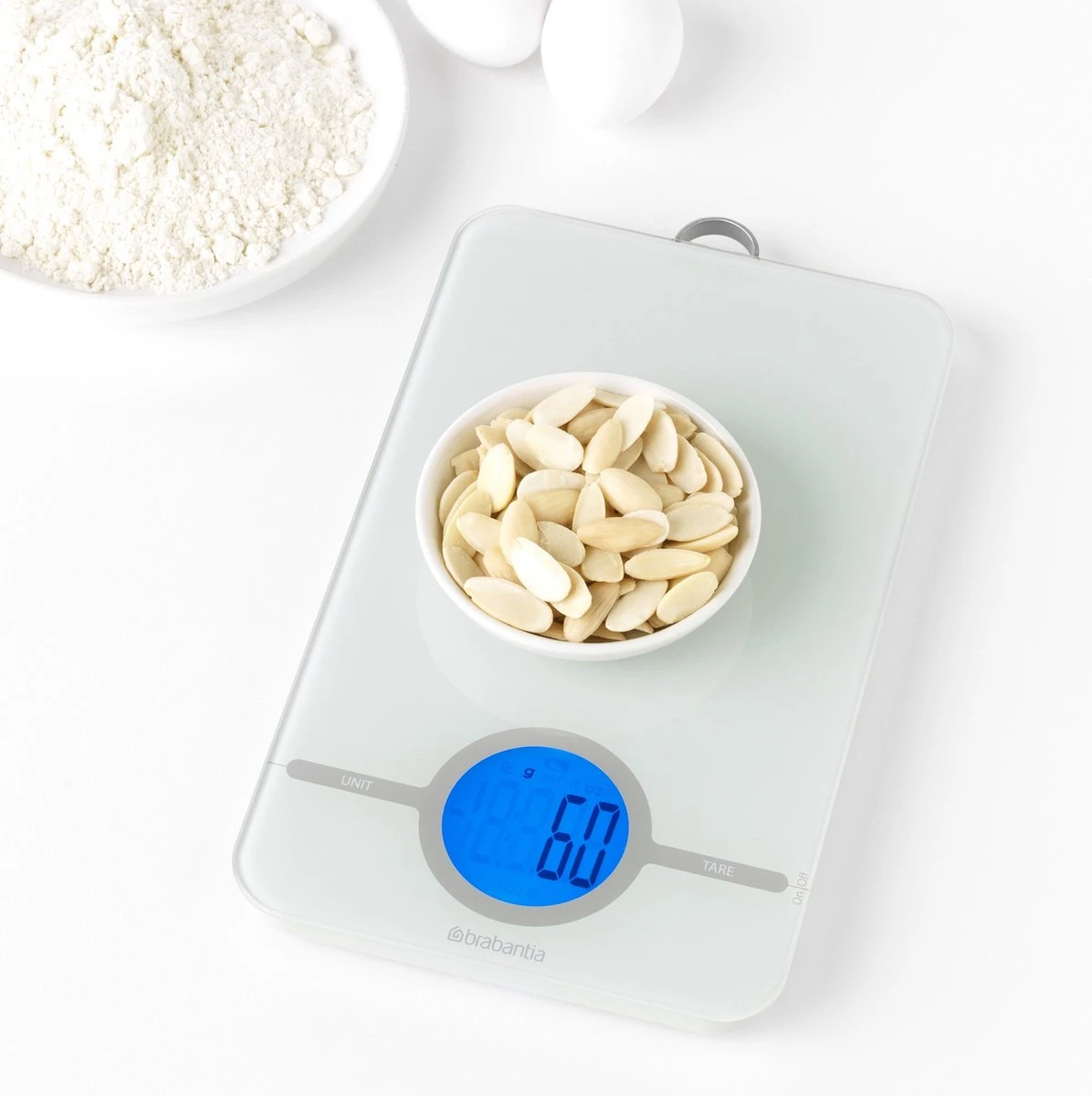 Brabantia Tasty+ Keukenweegschaal Digitaal - Op Batterijen - Light Grey 6 Brabantia Tasty+ Keukenweegschaal Digitaal - Op Batterijen - Light Grey - Afbeelding 4