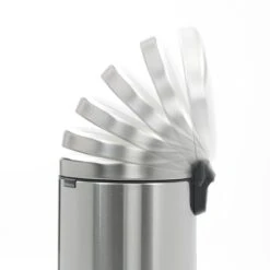 Brabantia NewIcon Prullenbak - 30 L - Matt Steel -Brabantia 1200x1199 2