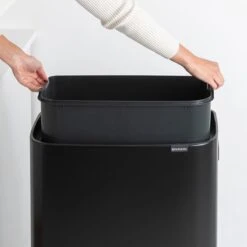 Brabantia - Bo Touch Bin Hi 60 L Matt Black 23 Brabantia - Bo Touch Bin Hi 60 L Matt Black -Brabantia 1200x1200 172