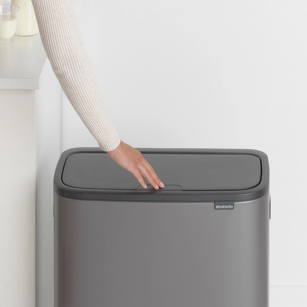 Brabantia Bo Touch Bin Prullenbak - 2 X 30 L - Platinum 10 Brabantia Bo Touch Bin Prullenbak - 2 X 30 L - Platinum - Afbeelding 8