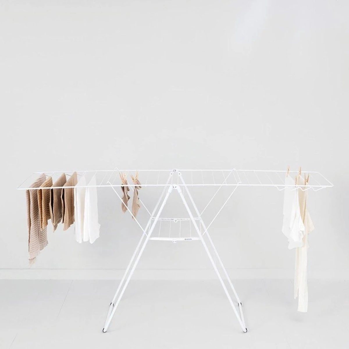 Brabantia HangOn Droogrek Inklapbaar - 25 Meter - White 20 Brabantia HangOn Droogrek Inklapbaar - 25 Meter - White - Afbeelding 18