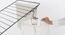 Brabantia HangOn Droogrek Inklapbaar - 25 Meter - Met Wasknijpertasje - Matt Black -Brabantia 1200x661 2