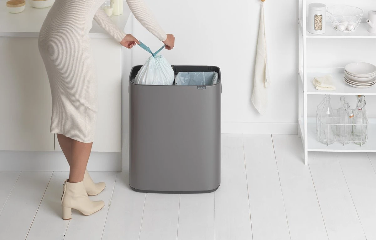 Brabantia Bo Touch Bin Prullenbak - 2 X 30 L - Platinum 14 Brabantia Bo Touch Bin Prullenbak - 2 X 30 L - Platinum - Afbeelding 12