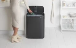 Brabantia Bo Touch Bin Prullenbak - 60 L - Matt Black -Brabantia 1200x766 3