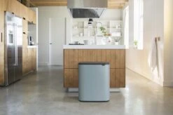 Brabantia Bo Touch Bin Prullenbak - 2 X 30 L - Metallic Mint -Brabantia 1200x799 89