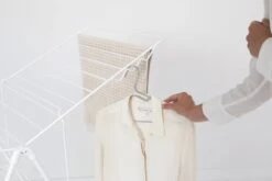 Brabantia HangOn Droogrek - 20 Meter - White 35 Brabantia HangOn Droogrek - 20 Meter - White -Brabantia 1200x800 147