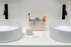 Brabantia ReNew Tandenborstelhouder - 11 X 19,6 X 9,9 Cm - Soft Beige -Brabantia 1200x800 170