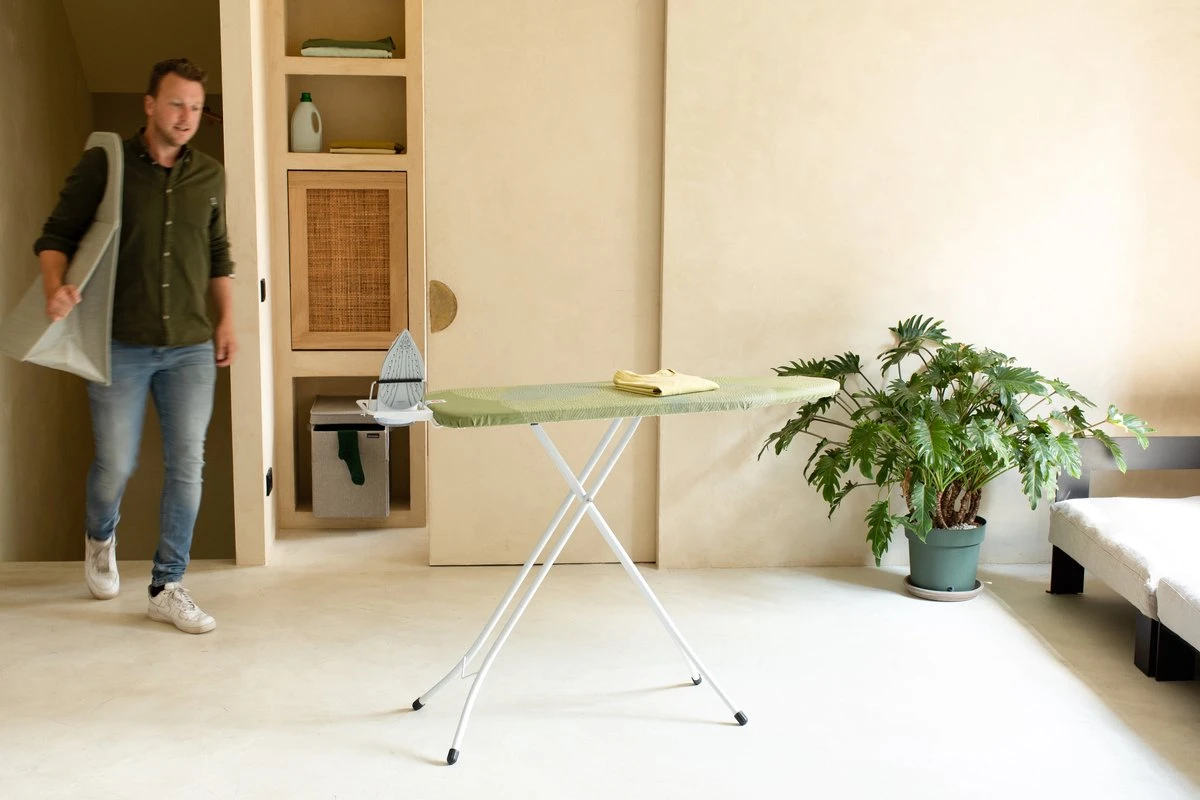Brabantia Strijkplank B Met Strijkijzerhouder - 124 X 38 Cm - Calm Rustle 10 Brabantia Strijkplank B Met Strijkijzerhouder - 124 X 38 Cm - Calm Rustle - Afbeelding 8
