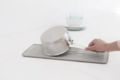 Brabantia SinkSide Afdruiprek Compact - Mid Grey -Brabantia 1200x801