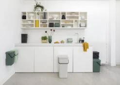 Brabantia Sort & Go Aanrecht Afvalbakje - 3 L - Jade Green -Brabantia 1200x852