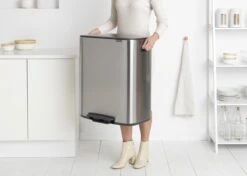 Brabantia Bo Prullenbak - 2 X 30 L - Matt Steel Fingerprint Proof 19 Brabantia Bo Prullenbak - 2 X 30 L - Matt Steel Fingerprint Proof -Brabantia 1200x857 2