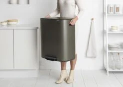 Brabantia Bo Prullenbak - 60 L - Platinum -Brabantia 1200x857