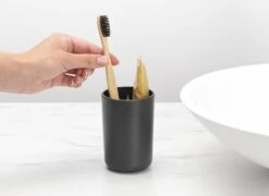 Brabantia ReNew Tandenborstelhouder - Met Inzet - Dark Grey -Brabantia 1200x875 3