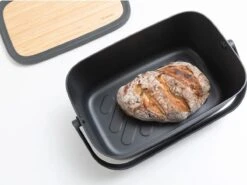 Brabantia Nic Broodtrommel - Met Bamboe Deksel - Dark Grey 31 Brabantia Nic Broodtrommel - Met Bamboe Deksel - Dark Grey -Brabantia 1200x897 1