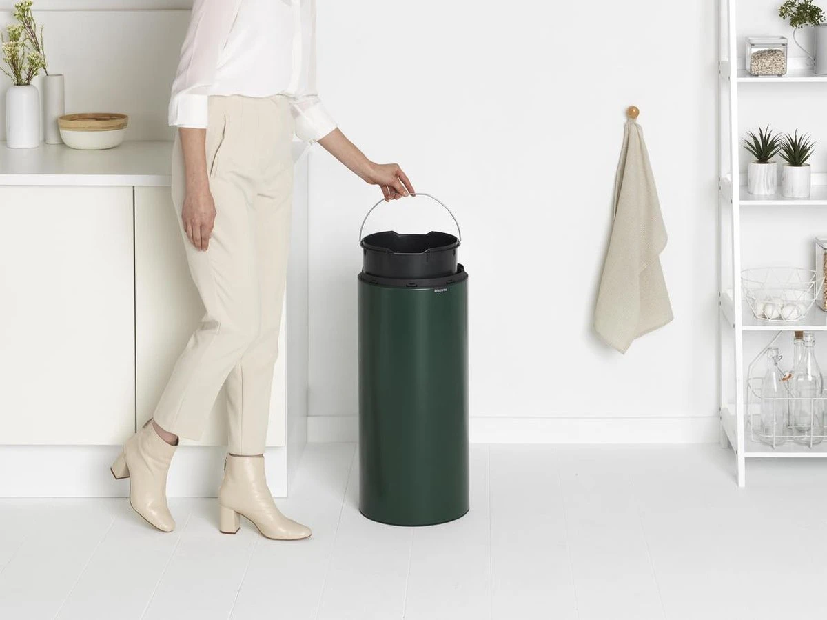 Brabantia Touch Bin Prullenbak - 30 L - Pine Green 6 Brabantia Touch Bin Prullenbak - 30 L - Pine Green - Afbeelding 4