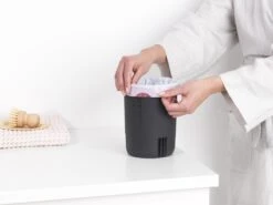 Brabantia NewIcon Wandprullenbak - 3 L - Matt Steel -Brabantia 1200x900 137