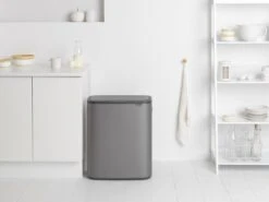 Brabantia Bo Touch Bin Prullenbak - 2 X 30 L - Platinum 24 Brabantia Bo Touch Bin Prullenbak - 2 X 30 L - Platinum -Brabantia 1200x900 53