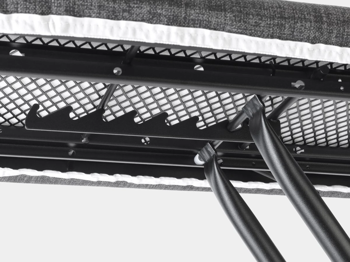 Brabantia Strijkplank B - Met Stoomunithouder - 124x38 Cm - Denim Black 11 Brabantia Strijkplank B - Met Stoomunithouder - 124x38 Cm - Denim Black - Afbeelding 9