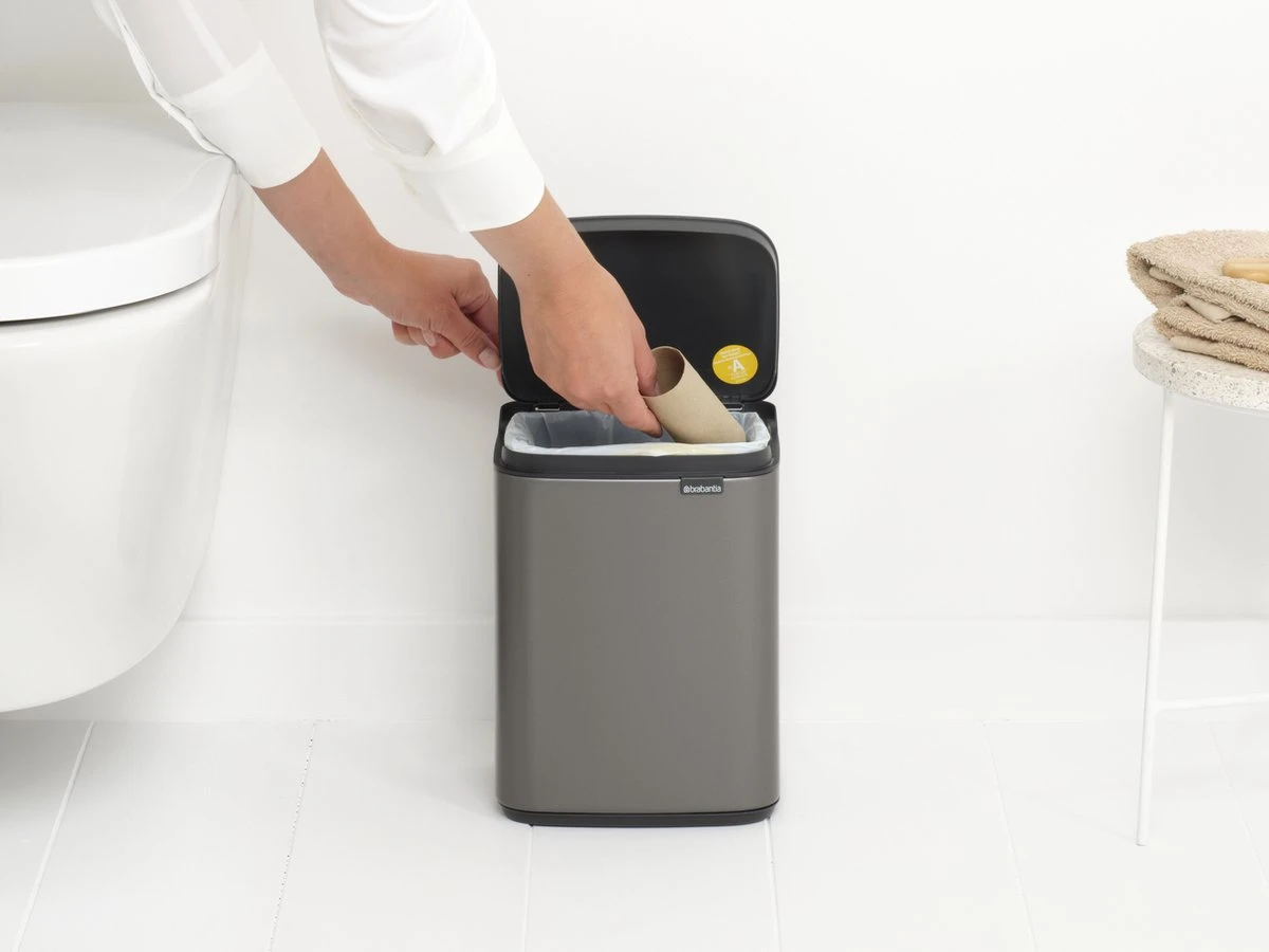 Brabantia Bo Prullenbak - 4 L - Platinum 17 Brabantia Bo Prullenbak - 4 L - Platinum - Afbeelding 15
