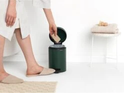 Brabantia NewIcon Prullenbak - 3 L - Pine Green 34 Brabantia NewIcon Prullenbak - 3 L - Pine Green -Brabantia 1200x903 1
