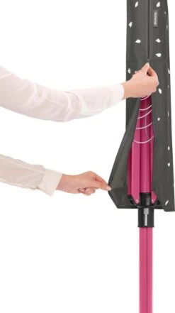 Brabantia Lift-O-Matic Droogmolen Met Metalen Grondanker, Beschermhoes, Wasknijpertasje En Wasknijpers - 50 M - Spring Pink -Brabantia 672x1200