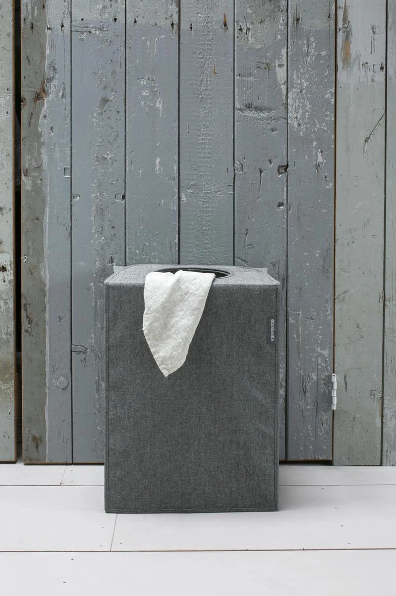 Brabantia Wasmand Met Deksel - 55 L - Pepper Black 5 Brabantia Wasmand Met Deksel - 55 L - Pepper Black - Afbeelding 3