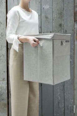 Brabantia Wasmand Met Deksel - Stapelbaar - 35 L - Grey 29 Brabantia Wasmand Met Deksel - Stapelbaar - 35 L - Grey -Brabantia 799x1200 80