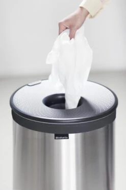 Brabantia Wasmand - 60 L - Matt Steel Met Kunststof Deksel -Brabantia 799x1200 88