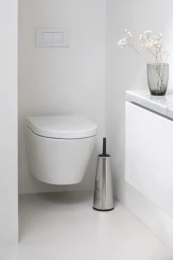 Brabantia ReNew WC Borstel - Met Houder - Matt Steel -Brabantia 800x1200 44