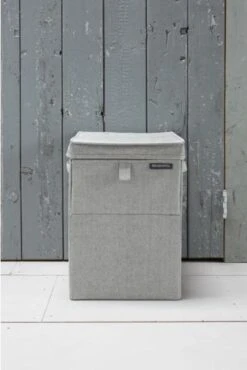 Brabantia Wasmand Met Deksel - Stapelbaar - 35 L - Grey 21 Brabantia Wasmand Met Deksel - Stapelbaar - 35 L - Grey -Brabantia 802x1200 1